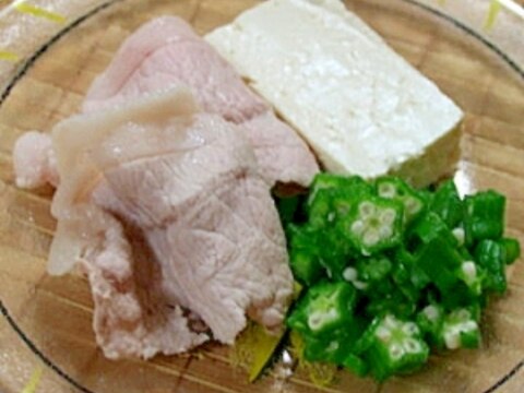 夏の朝食に♪冷しゃぶ豚＆オクラ＆豆腐の盛り合わせ